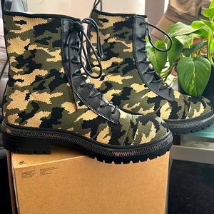 Camouflage Combat Boots